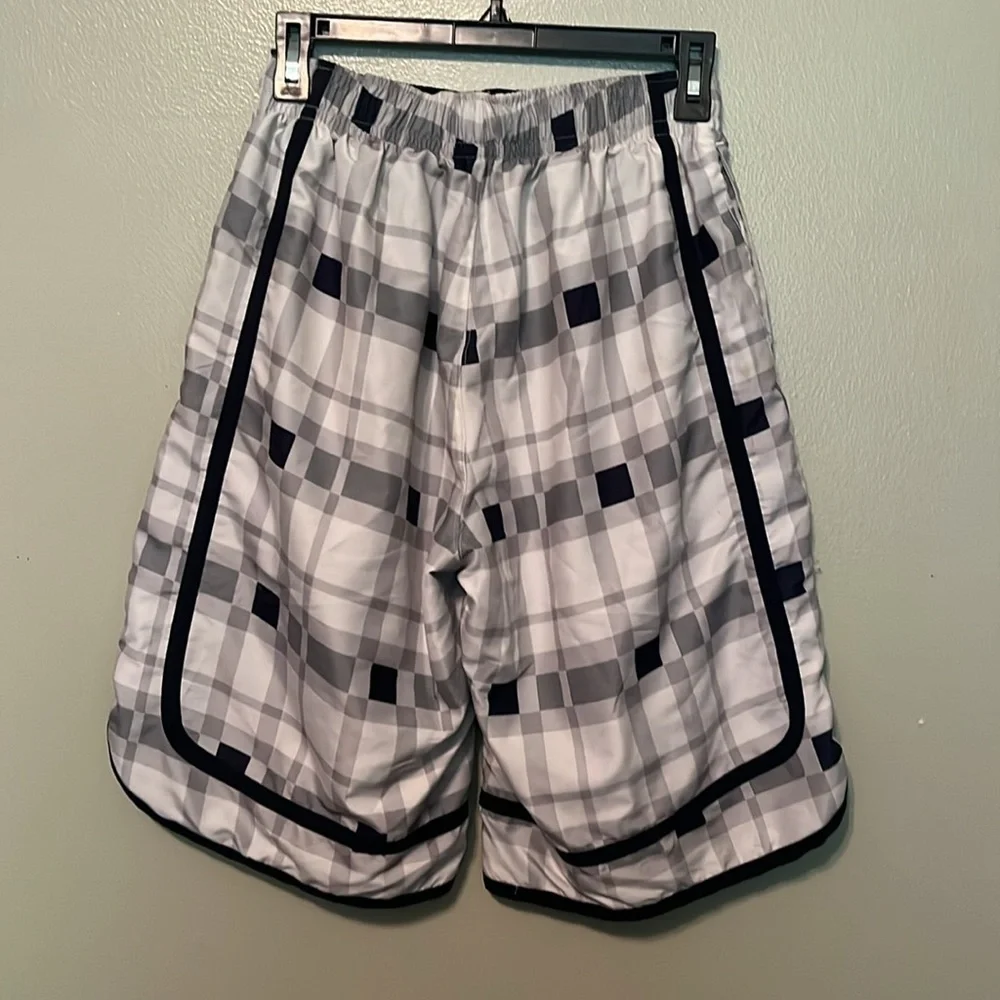 And 1 reversible swimming trunks men’s size small, side pockets, plaid
